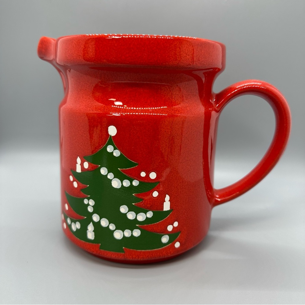 WAECHTERSBACH Festive Red Christmas Tree Pitcher 32 oz
